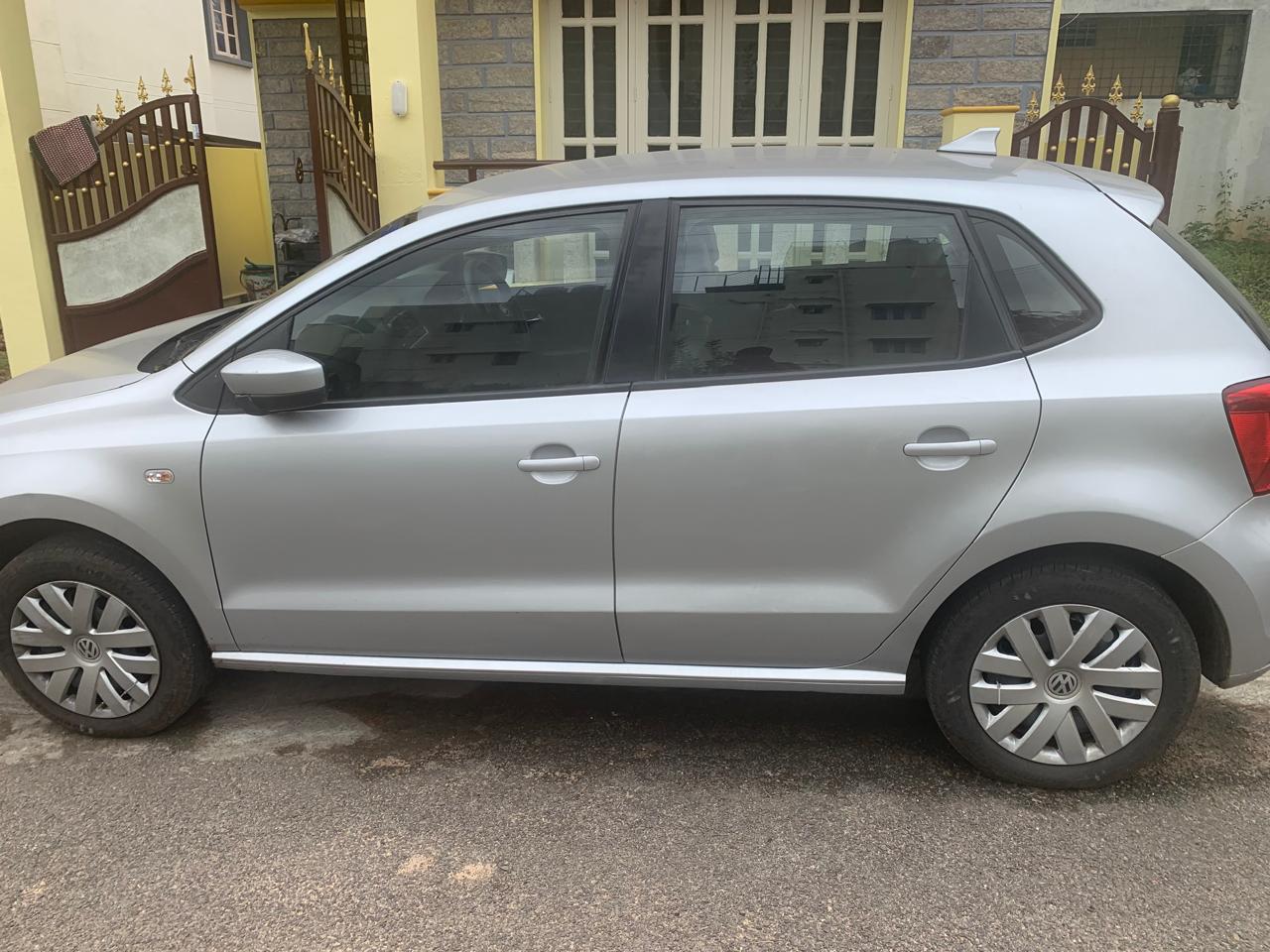 Volkswagen Polo(2012-2014) Comfortline 1.2l P